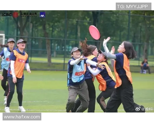 飞盘竞技新风潮：探秘广州飞盘队的战术反击与团队协作